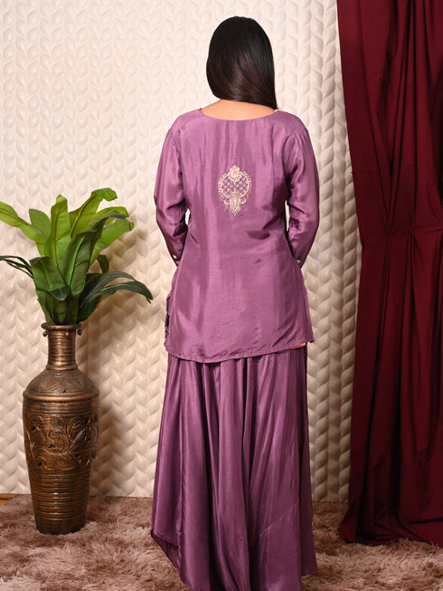 Zardozi Embroidered Kurti Pant Set